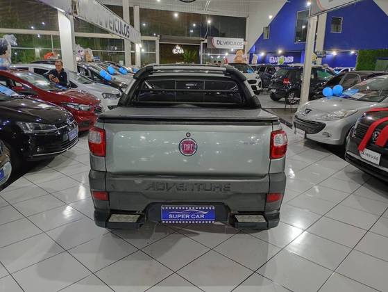 FIAT STRADA 1.8 MPI ADVENTURE CD 16V FLEX 3P MANUAL FIAT STRADA 1.8 MPI ADVENTURE CD 16V FLEX 3P MANUAL